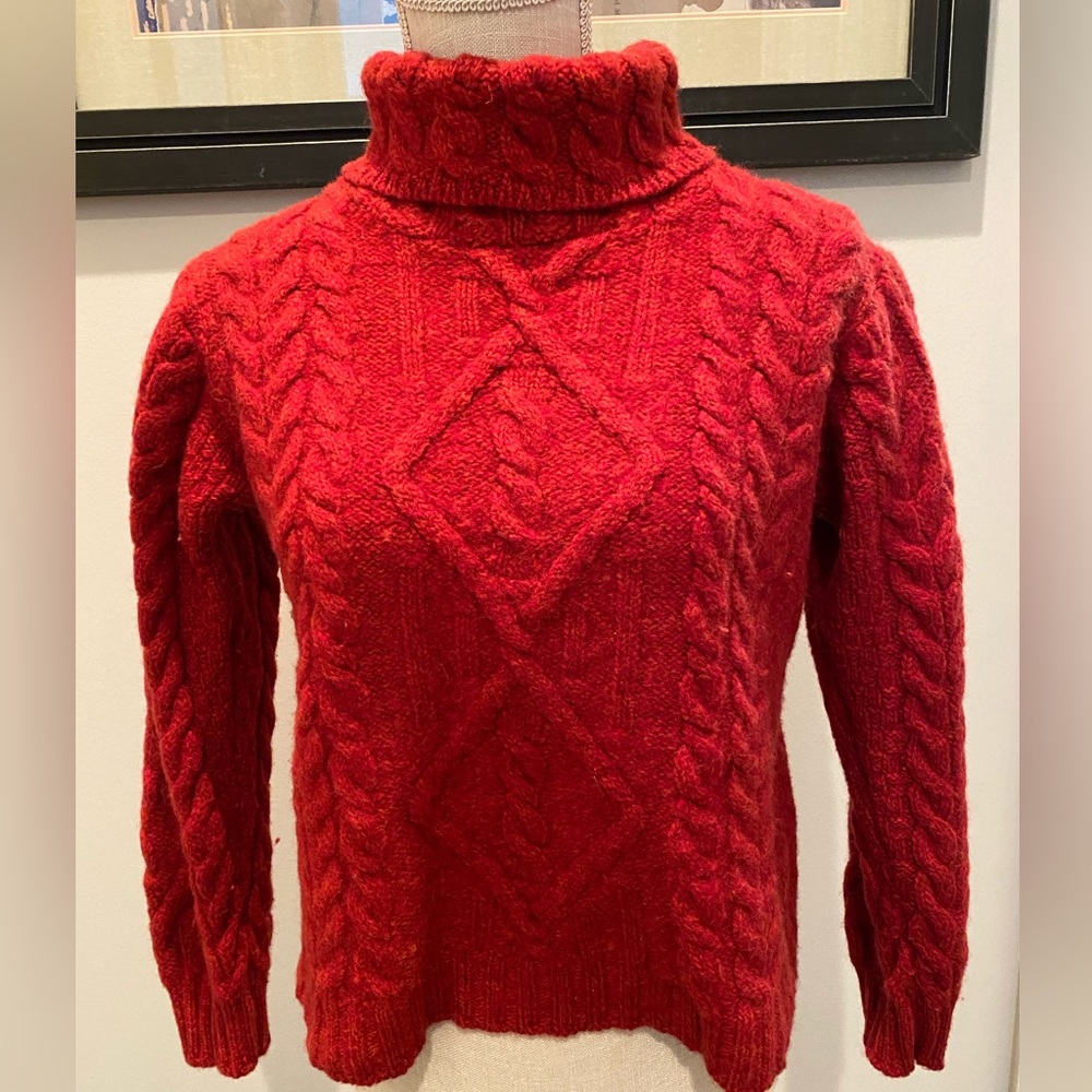 Inis Crafts 100% Merino Wool Sweater